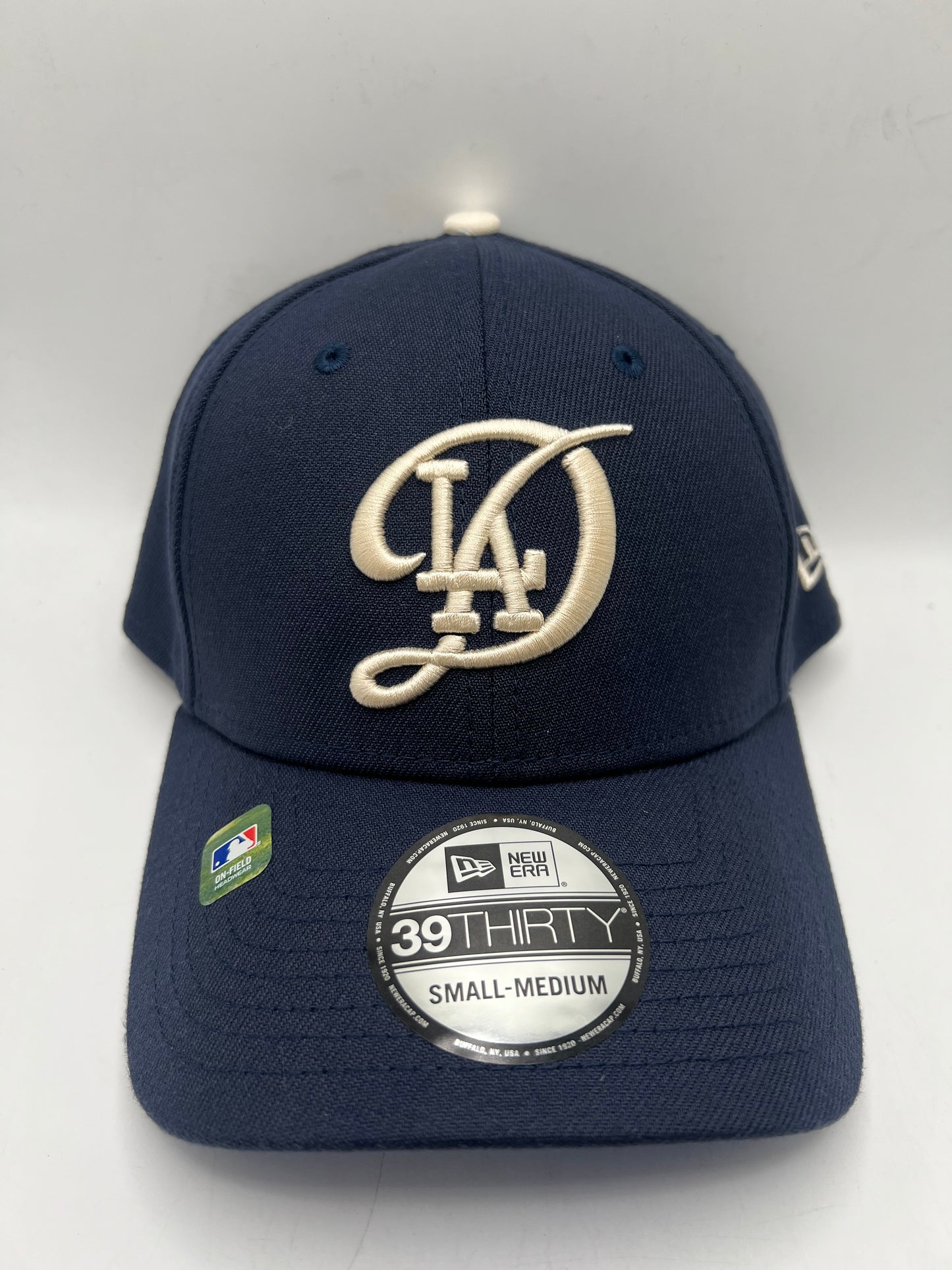 Los Angeles Dodgers MLB New Era 39Thirty City Connect Navy Stretch Fitted Hat