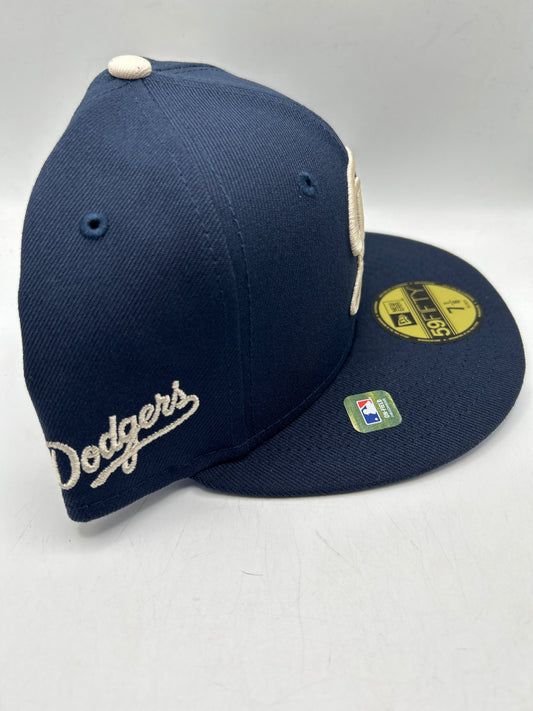 Los Angeles Dodgers MLB 2024 City Connect New Era 59Fifty Navy Fitted Hat