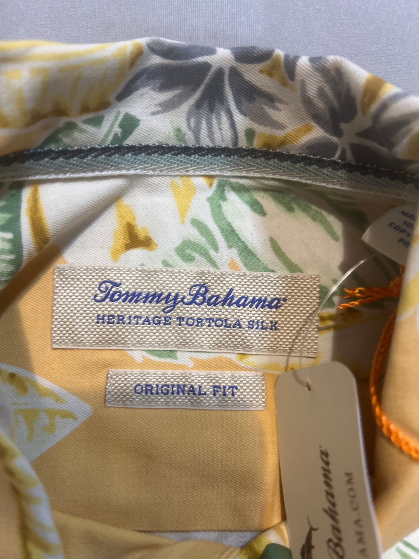 USC Trojans Tommy Bahama Yellow Silk Button-Up Floral Original Fit Men Polo Guayabera