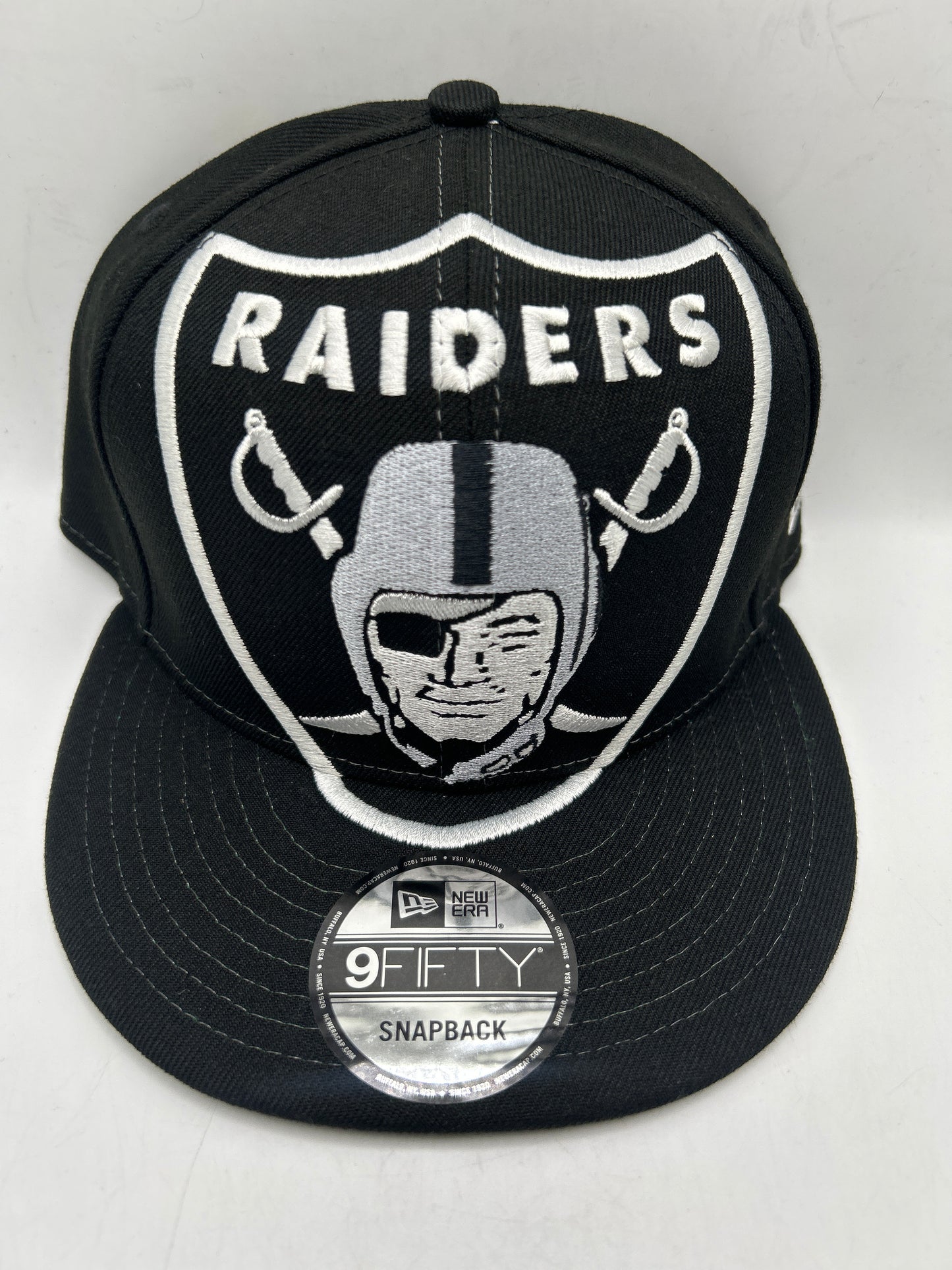 Las Vegas Raiders NFL New Era 59Fifty Oversized Logo Snapback