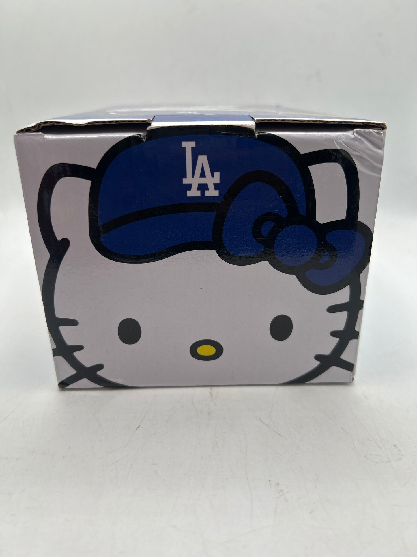 Los Angeles Dodgers Hello Kitty Bobblehead SGA 2023