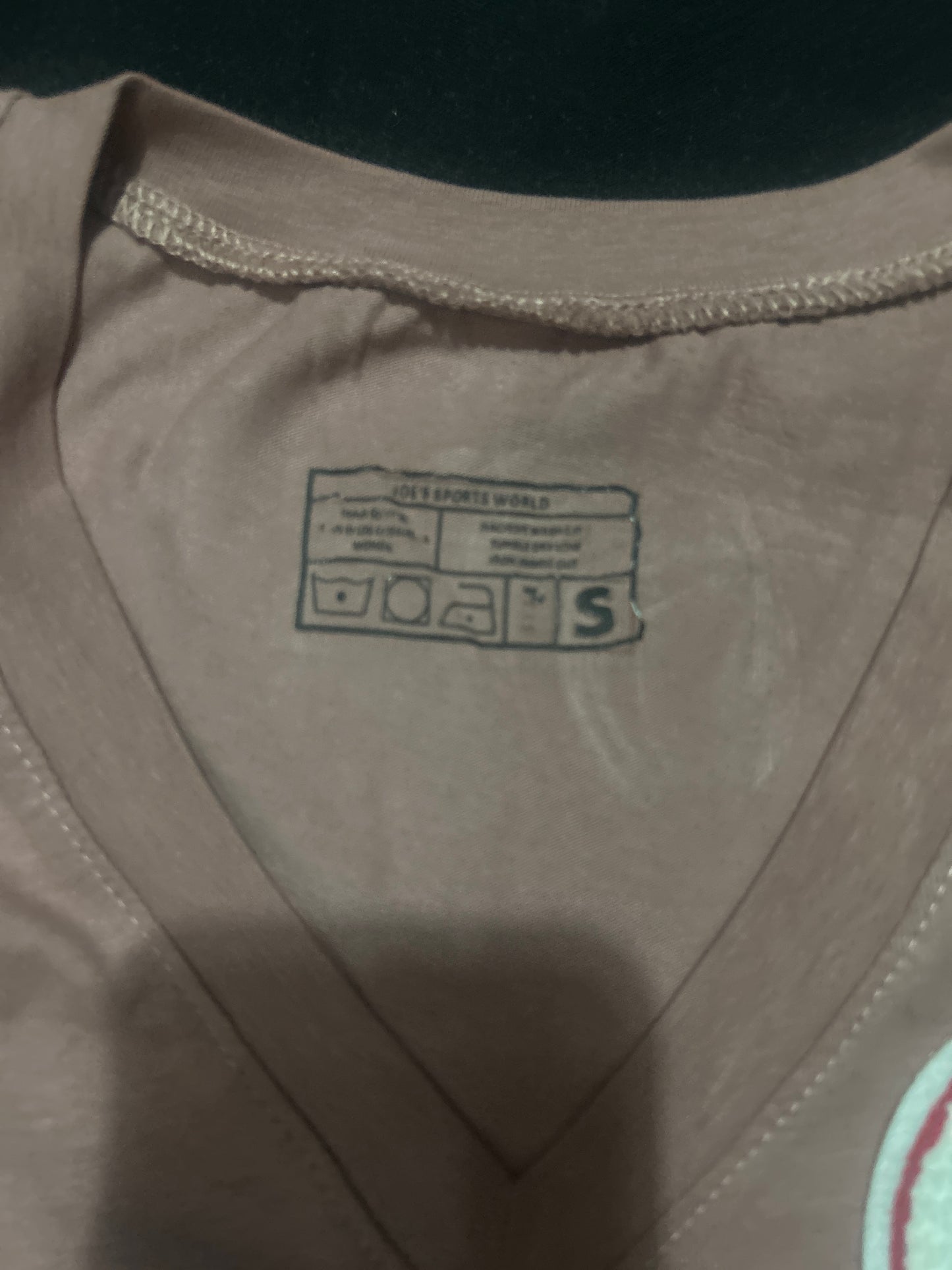 Joes Sports World “MAMA Por Siempre” Shortsleeve V-Neck T-Shirt - Mauve