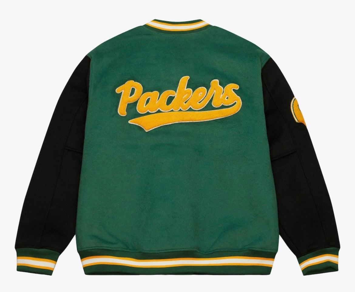 Green Bay Packers NFL Mitchell & Ness Throwback Legacy Varsity Jacket