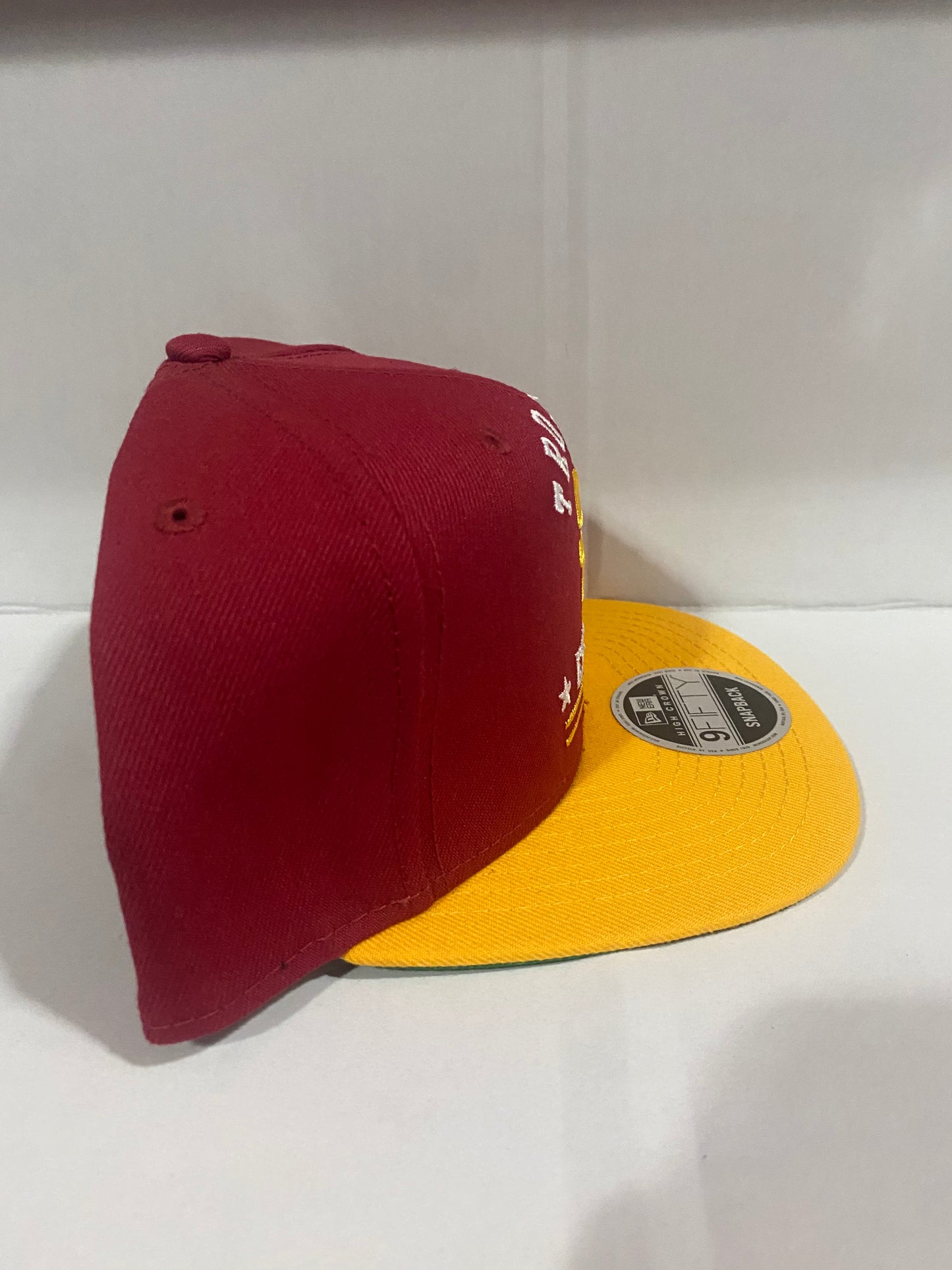 USC Trojans 9Fifty New Era Burgundy/Golden Yellow with Official SC Logo and Lettering Snapback