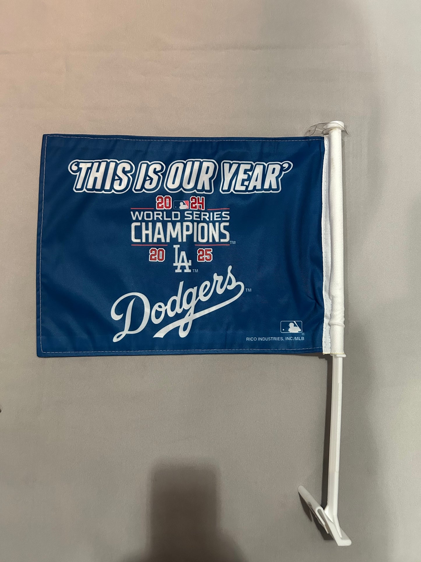Los Angeles Dodgers MLB 2024/2025 Back to Back World Series Champions Car Flag