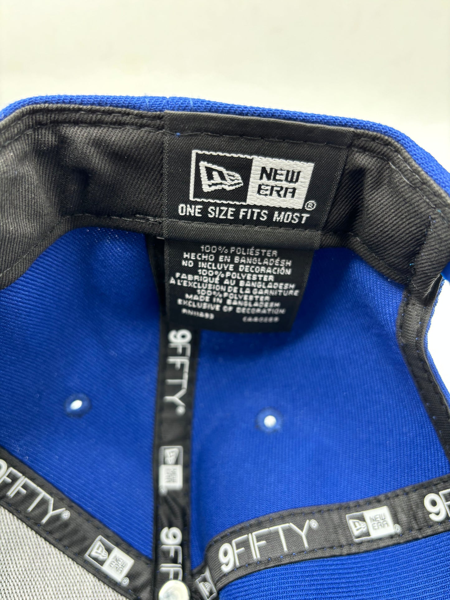 Buffalo Bills NFL New Era 9Fifty with embroidered lettering on the side SnapBack