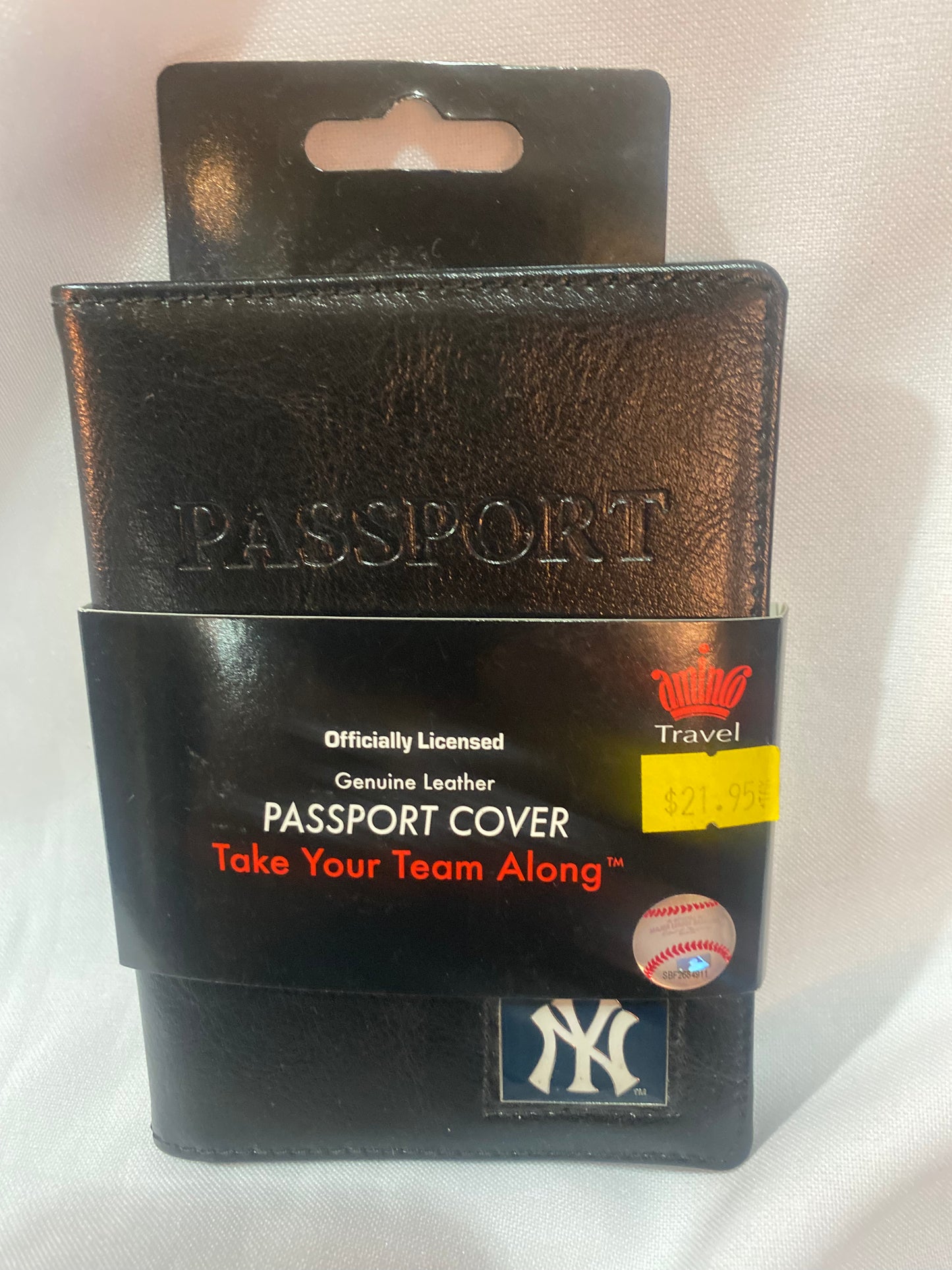 New York Yankees MLB Passport Cover ‘Take Your Team Along’ Officially Licensed and Genuine Leather