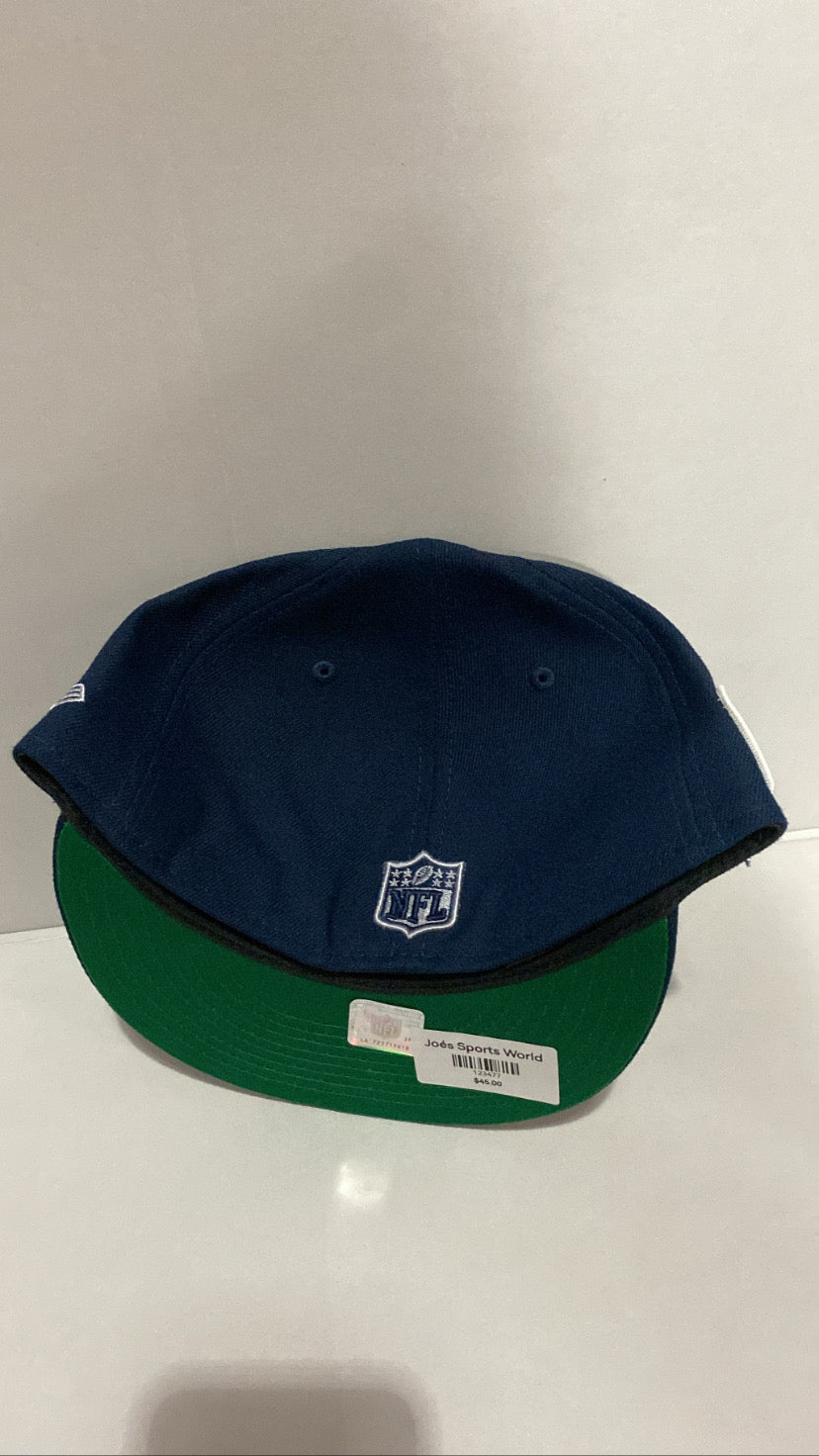 Dallas Cowboys NFL New Era 59Fifty Teams Field Patch Fitted Hat