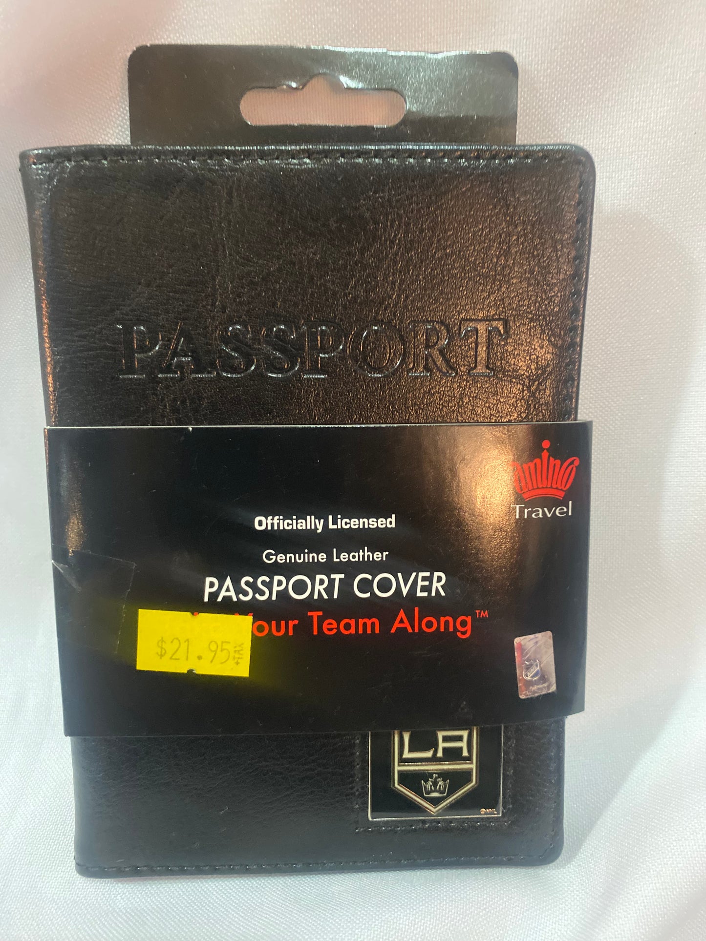 Los Angeles Kings NHL Passport Cover ‘Take Your Team Along’ Officially Licensed and Genuine Leather