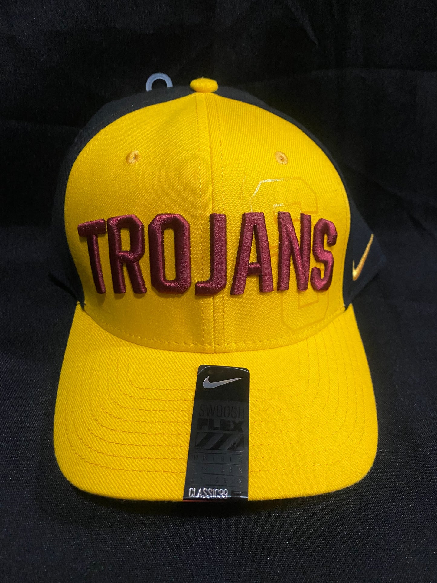 USC Trojans Nike Dri-Fit Flex Unisex Fitted Hat