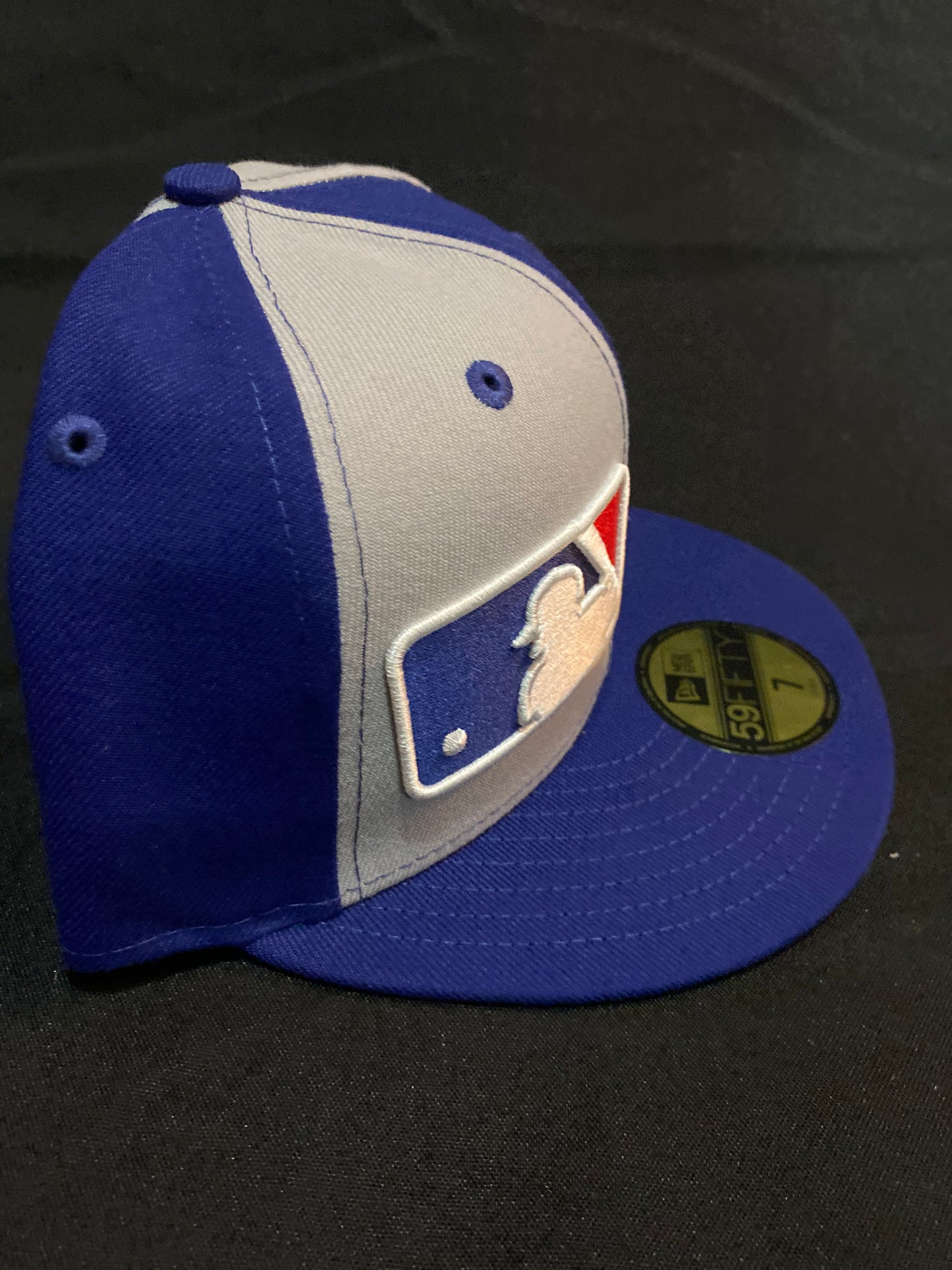 Los Angeles Dodgers Two Tone Alternating Panels with 3D Embroidered LA Sign and MLB Logo 59Fifty Fitted Hat