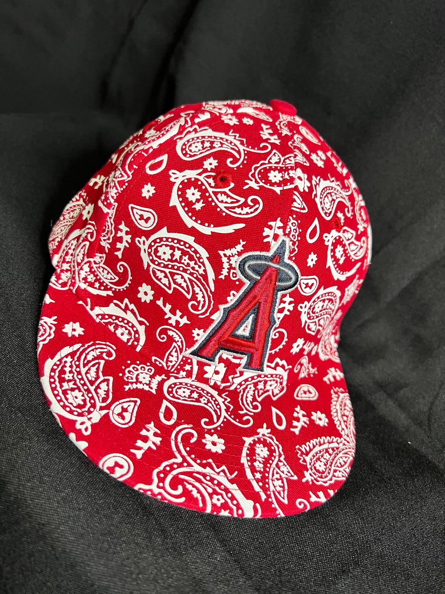 Los Angeles Angels MLB Genuine Merchandise Bandana Printed Stretch Youth Fitted Hat