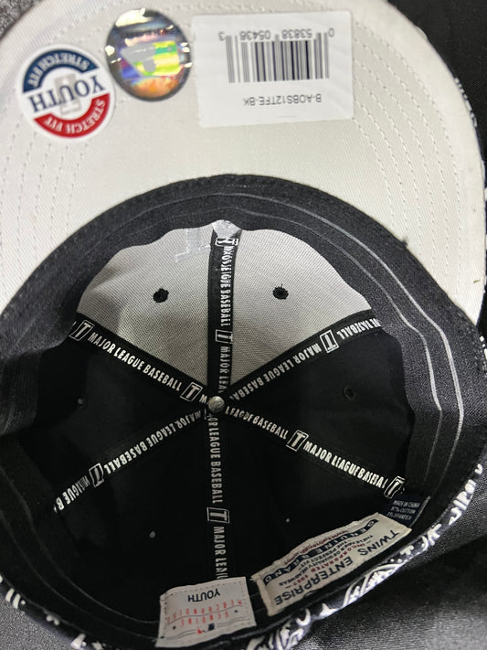 Los Angeles Dodgers MLB
 Bandana Printed Stretch Fitted Hat Youth Size Run