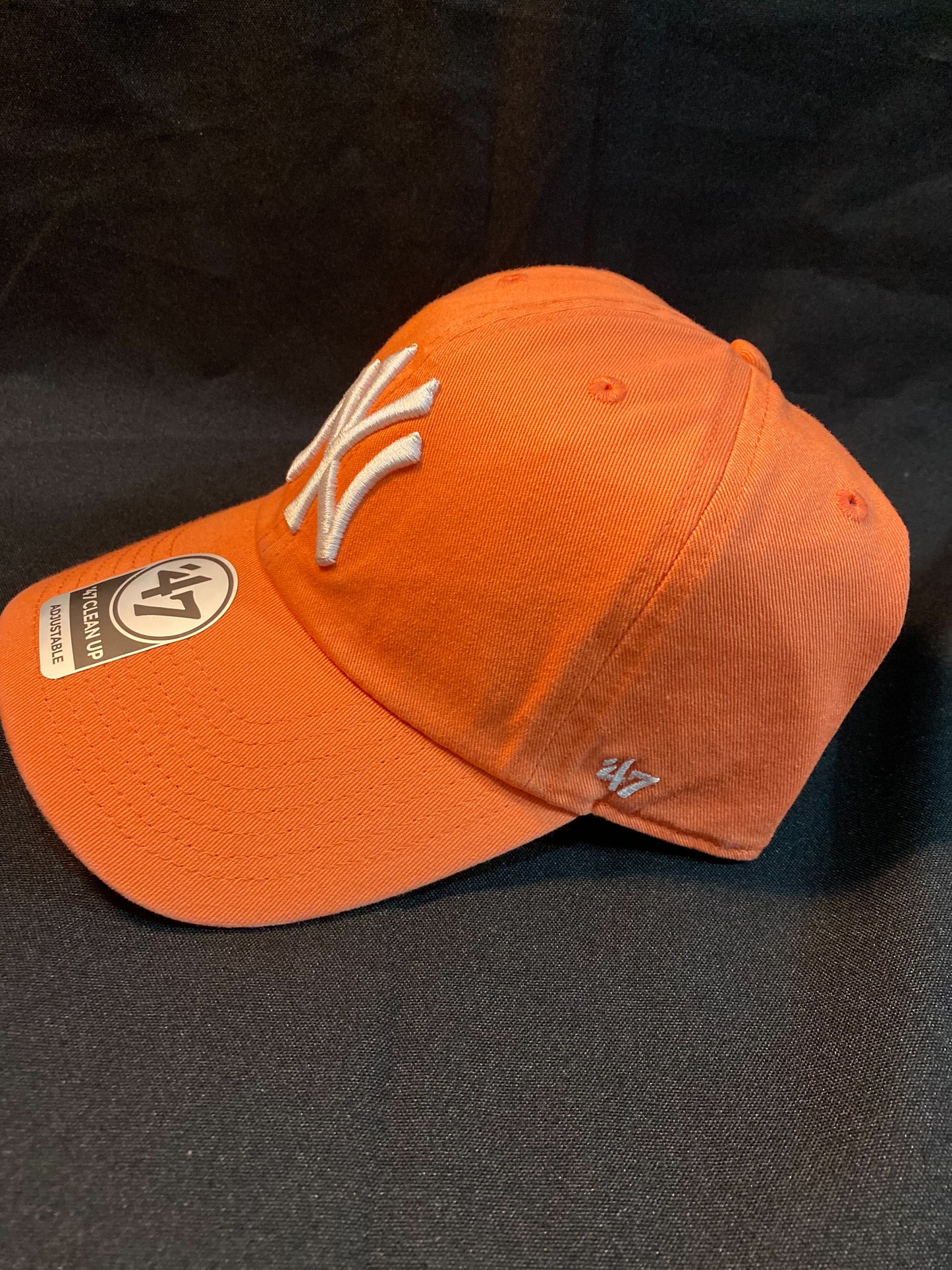 New York Yankees ‘47CleanUp Adjustable Hat Vibrant Orange