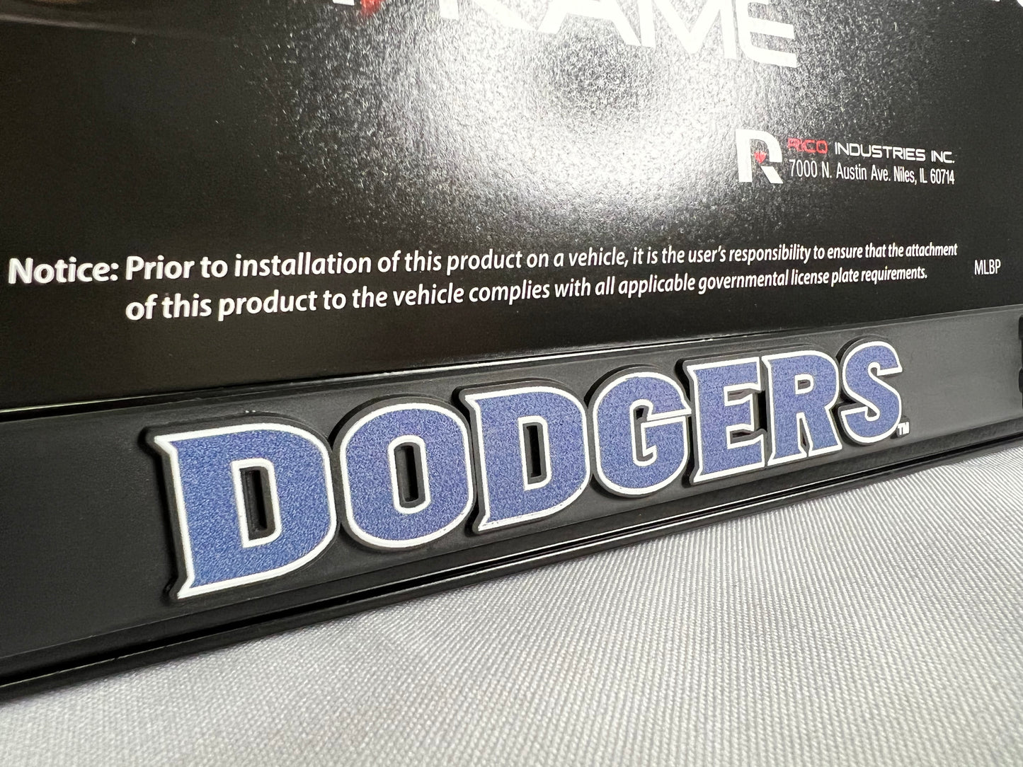 Los Angeles Dodgers MLB
 Black Metal Chrome License Plate