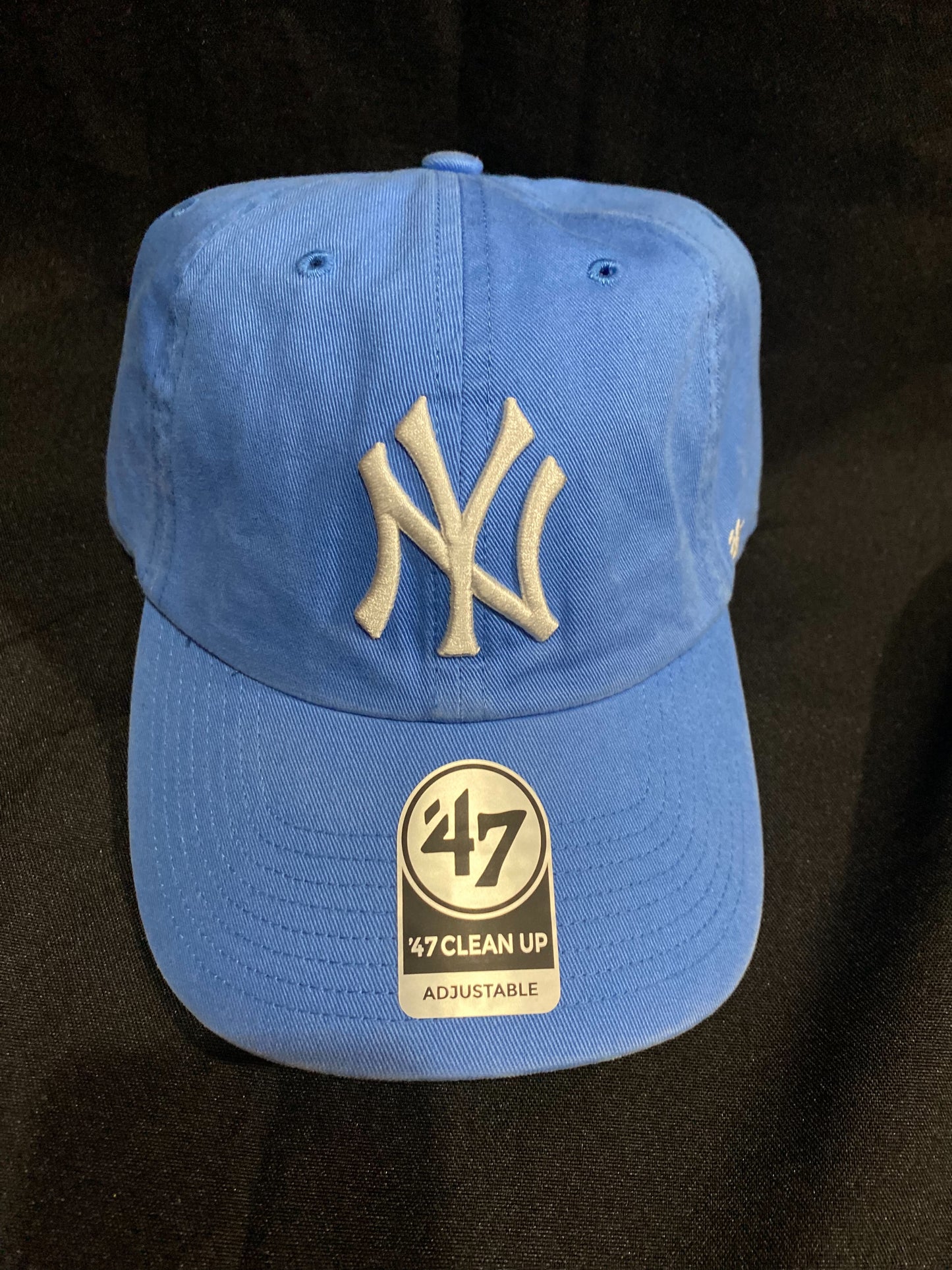 New York Yankees ‘47CleanUp Adjustable Hat Sky Blue