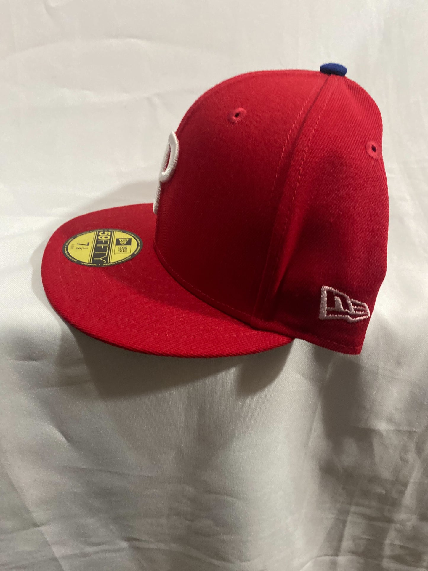 Philadelphia Phillies 59Fifty Fitted Hat