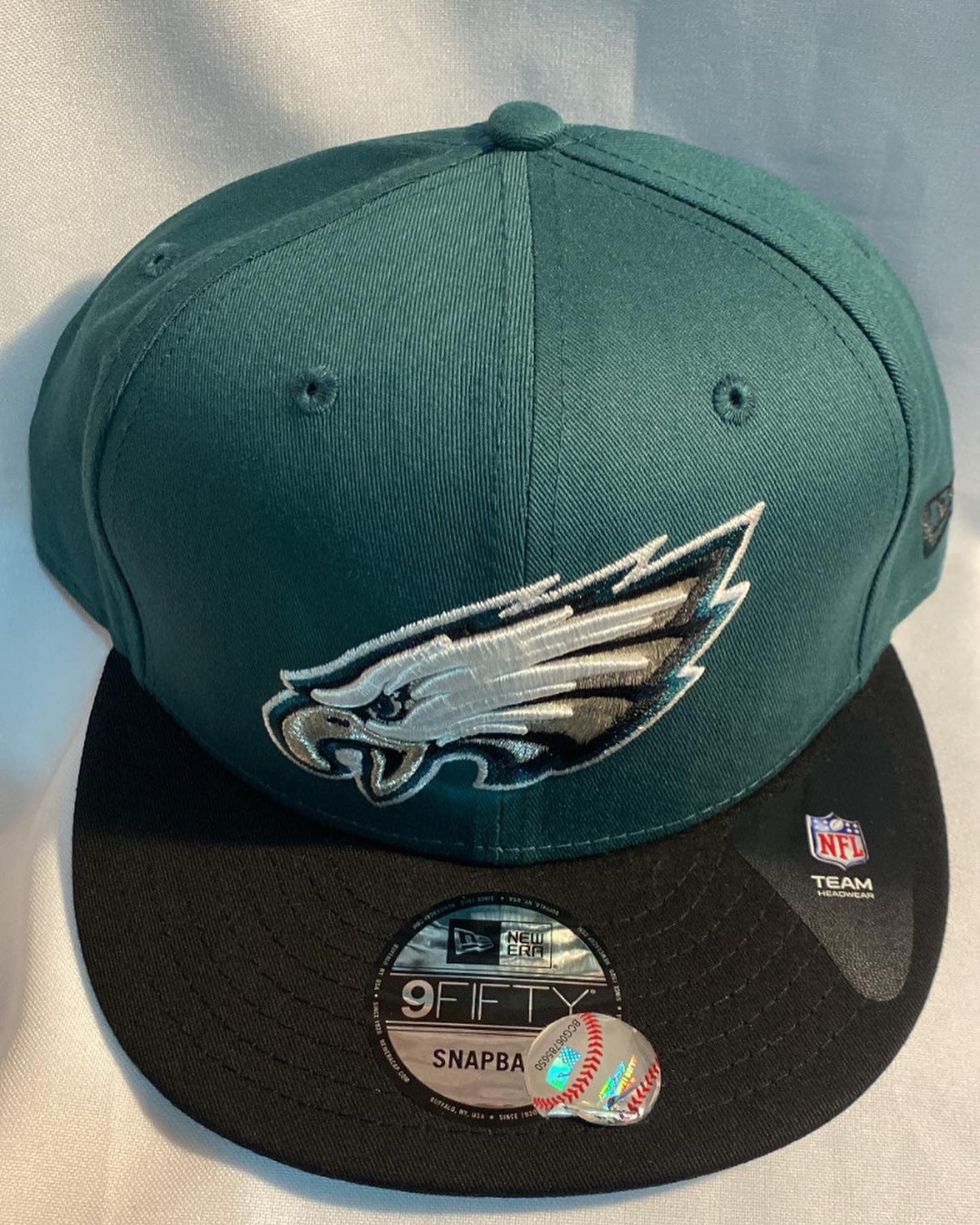 Philadelphia Eagles NFL 9Fifty Midnight Green and Black SnapBack