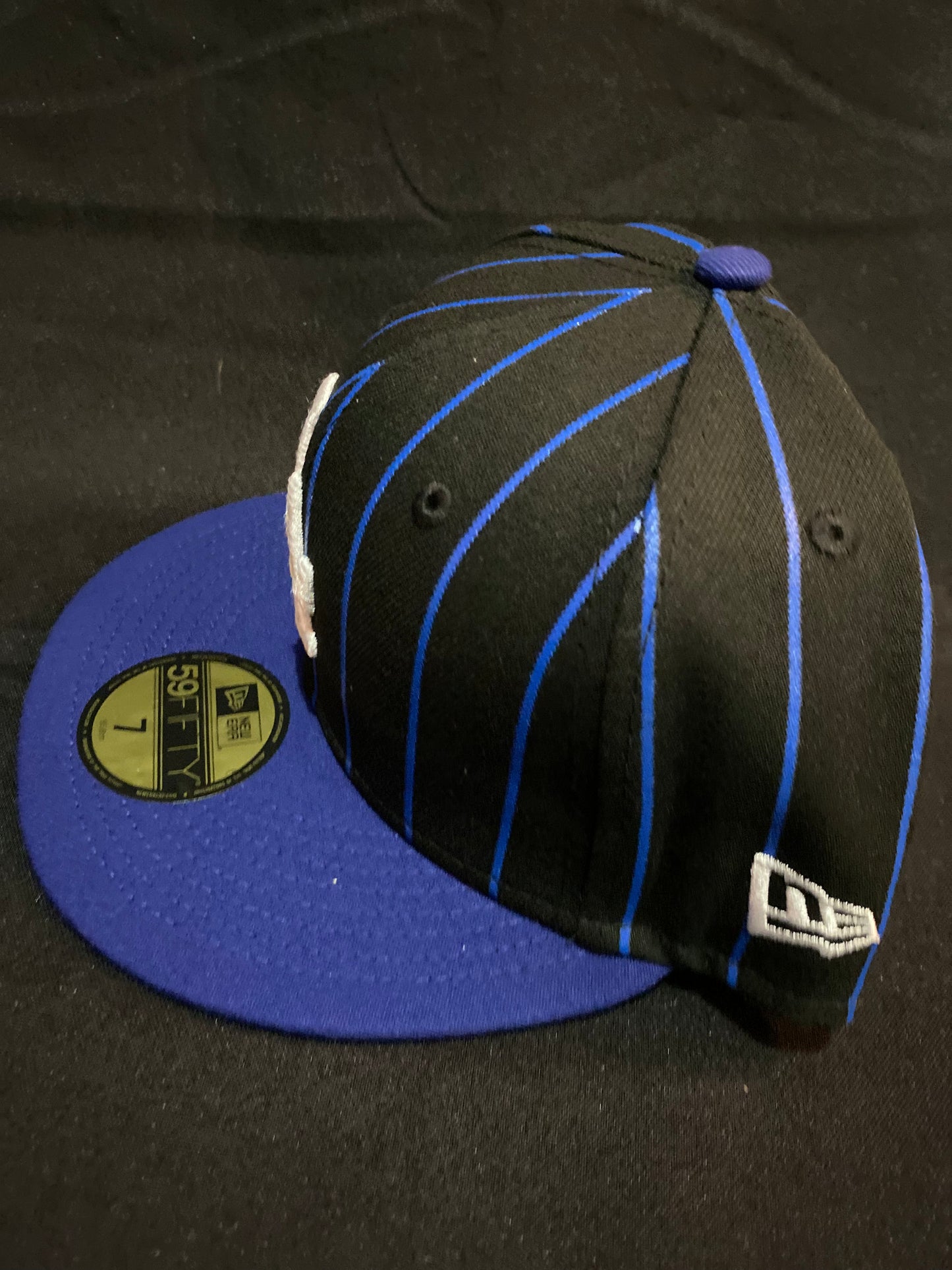 Los Angeles Dodgers MLB Vertical Stripped 59Fifty Fitted Hat