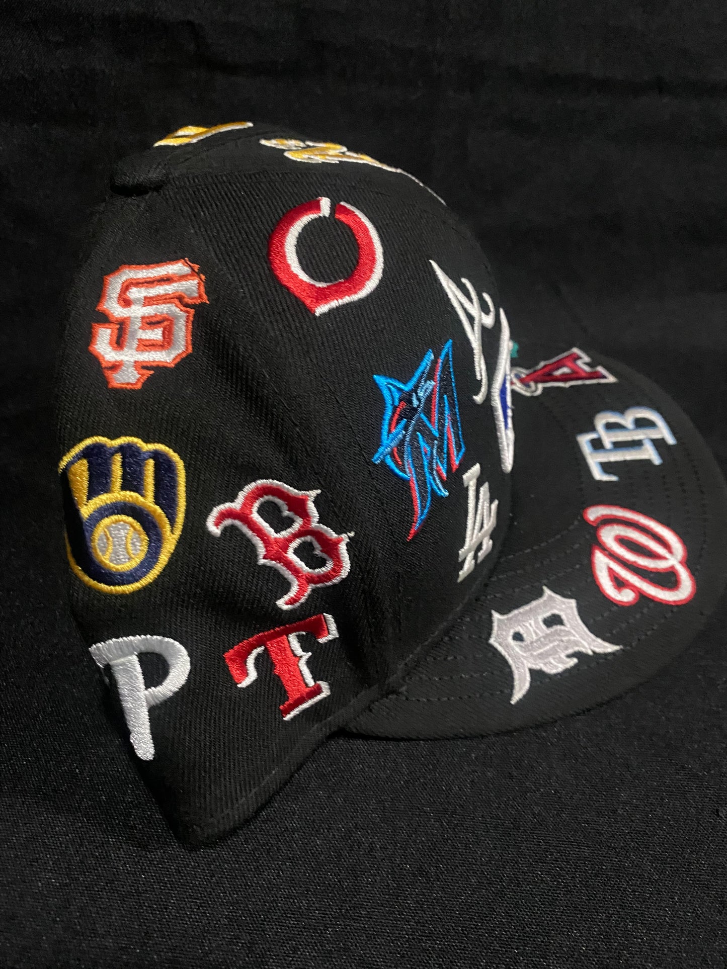 MLB New Era Teams Patch Logos All-Over Black 59Fifty Fitted Hat