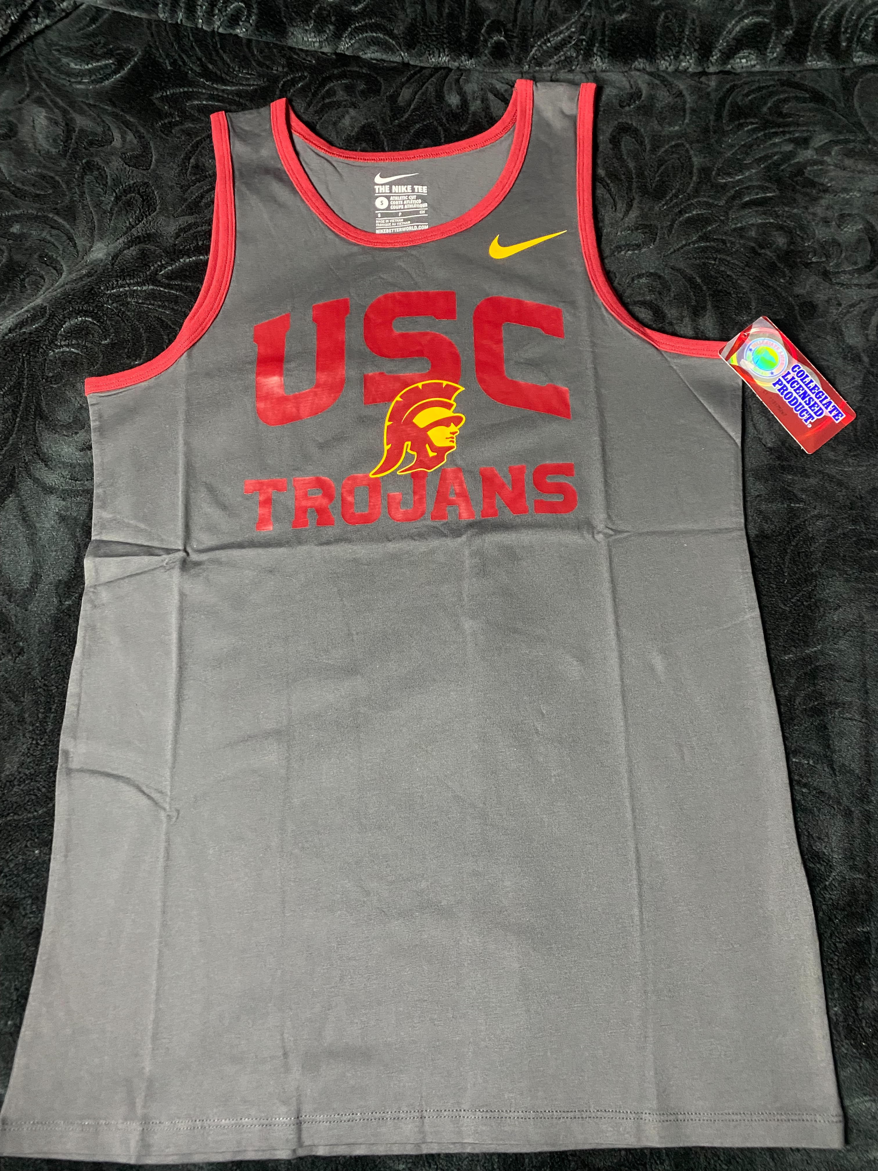 The nike tee store athletic cut tank