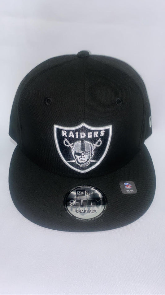 Las Vegas Raiders NFL 9Fifty Snapback with Grey Visor